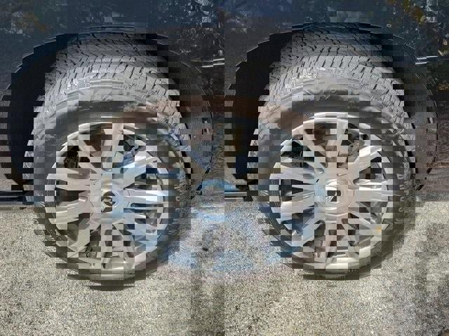 Certified 2024 Cadillac Escalade ESV Premium Luxury Platinum image 9