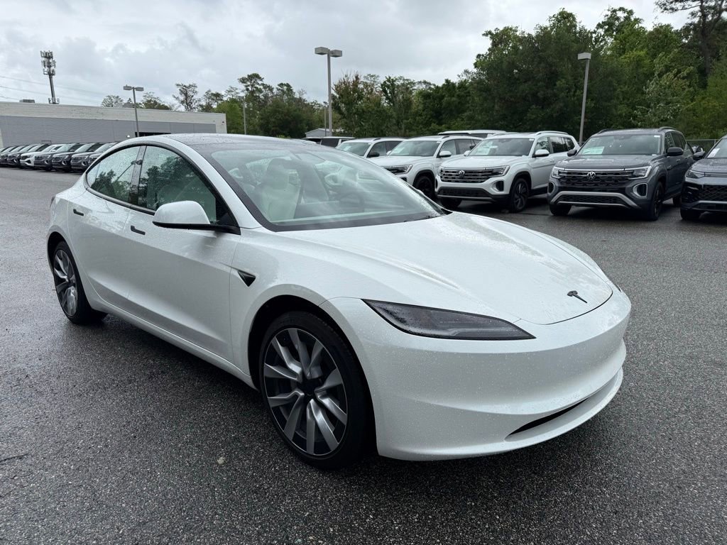 Used 2025 Tesla Model 3 Long Range image 3