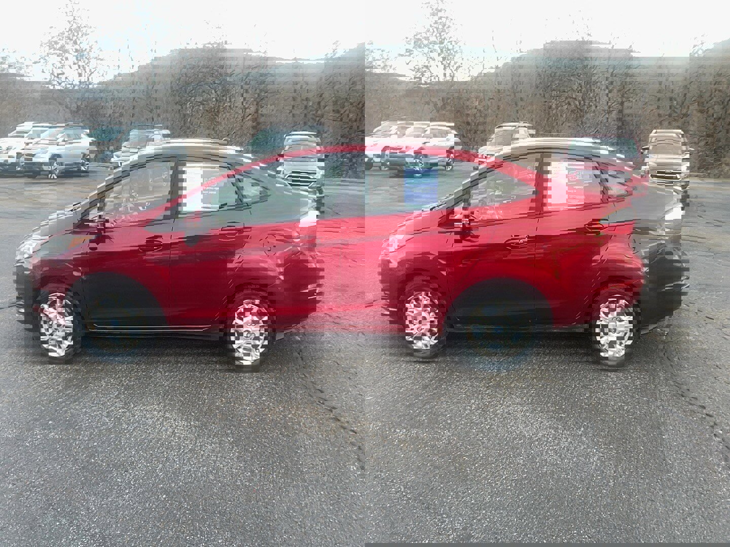 Used 2015 Ford Fiesta SE w/ Comfort Package image 6