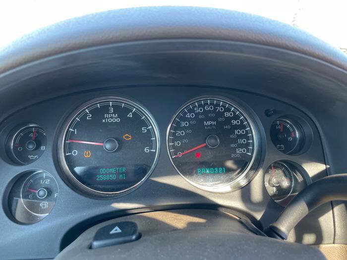 Used 2007 GMC Yukon XL SLT w/ SLT Preferred Equipment Group AWD/4WD image 37