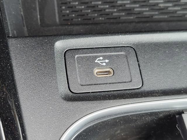 Used 2025 Mercedes-Benz CLA 250 4MATIC image 24