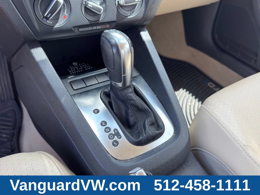 Used 2013 Volkswagen Jetta TDI FWD image 17