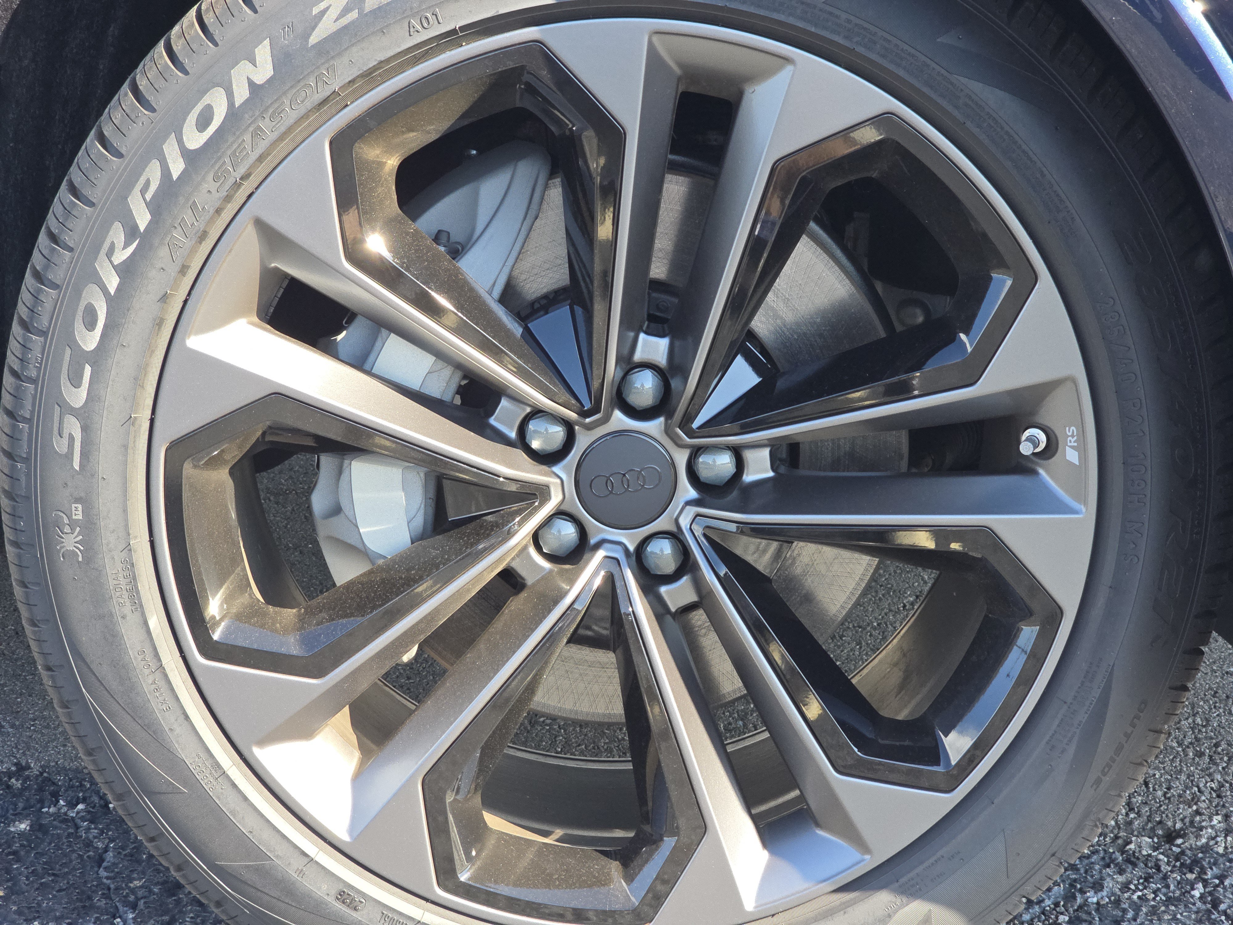 New 2026 Audi Q7 Premium Plus AWD/4WD image 16