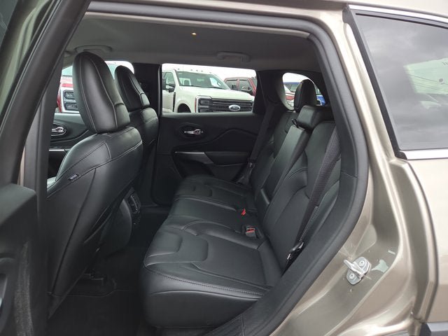 Used 2021 Jeep Cherokee Limited AWD/4WD image 11