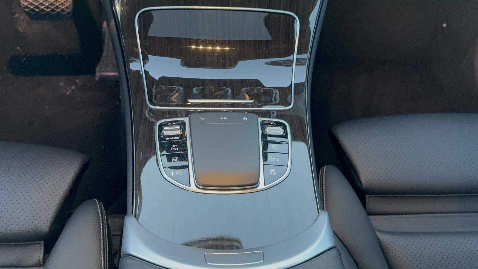 Used 2022 Mercedes-Benz GLC 300 4MATIC Coupe image 15