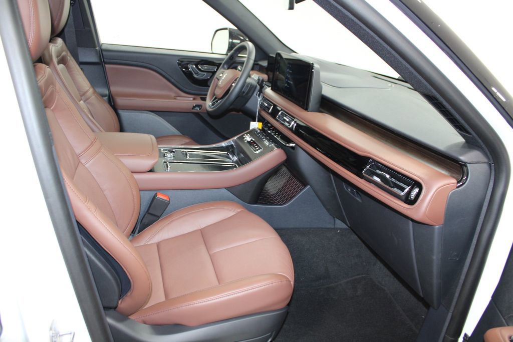 New 2026 Lincoln Aviator Reserve image 29