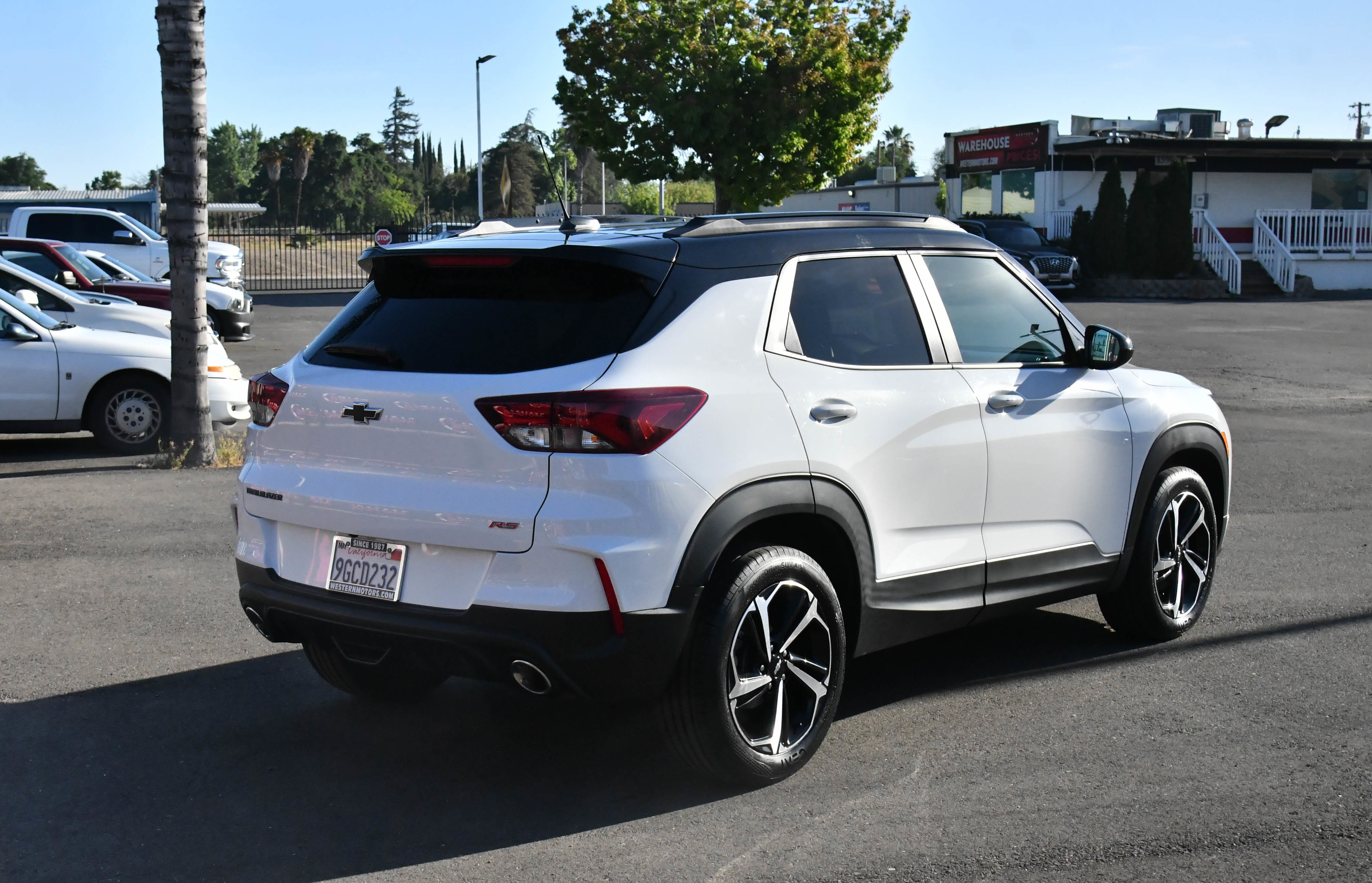 Used 2023 Chevrolet TrailBlazer RS w/ Convenience Package image 8