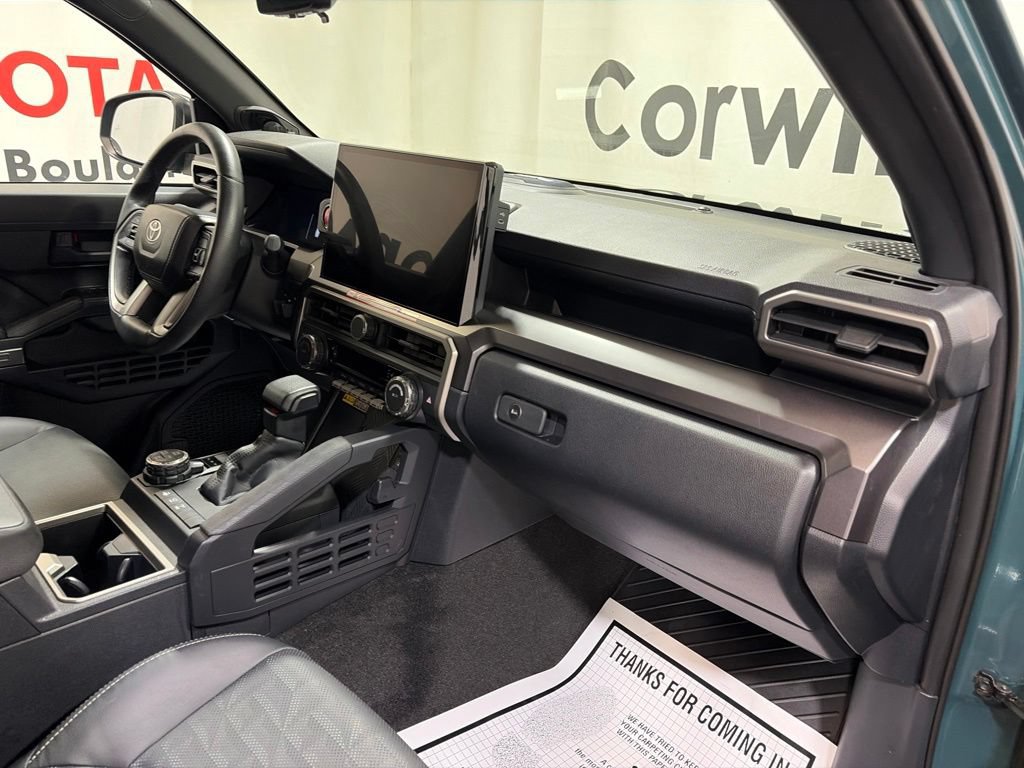 Used 2025 Toyota 4Runner TRD Off-Road Premium w/ Tow Technology Package AWD/4WD image 11