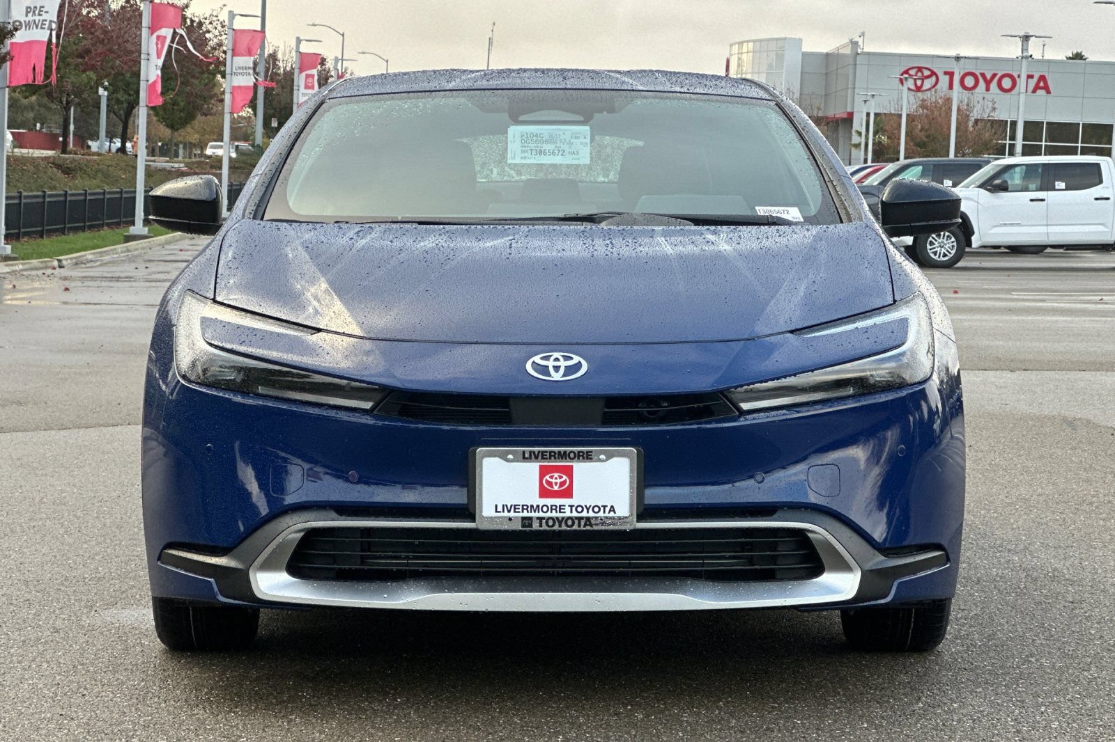 New 2026 Toyota Prius Plug-In Hybrid FWD image 8