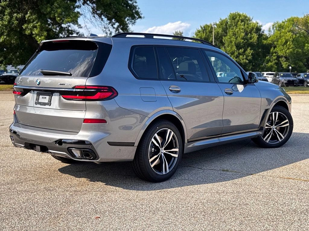 New 2027 BMW X7 xDrive40i w/ M Sport Package AWD/4WD image 6