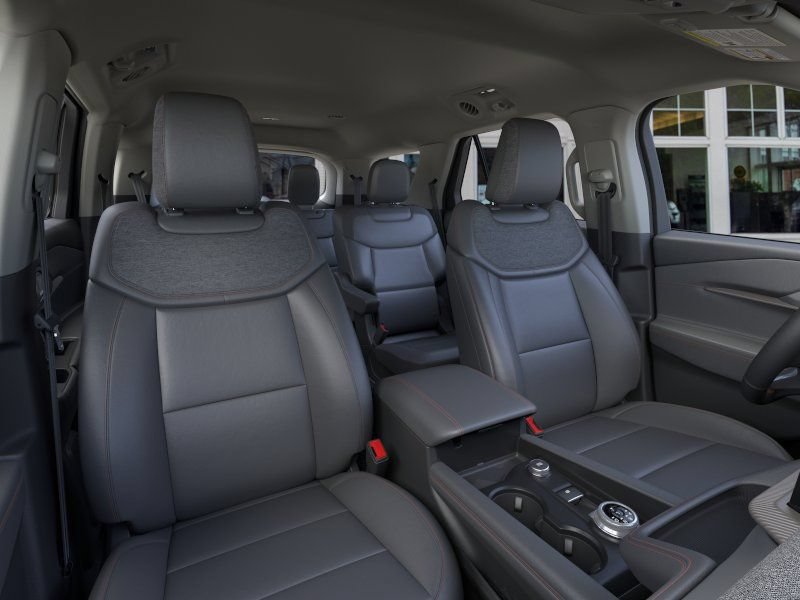 New 2026 Ford Explorer Active w/ Active Comfort Package AWD/4WD image 10