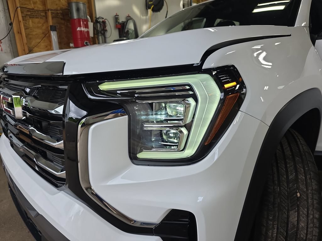 New 2027 GMC Terrain Elevation AWD/4WD image 29