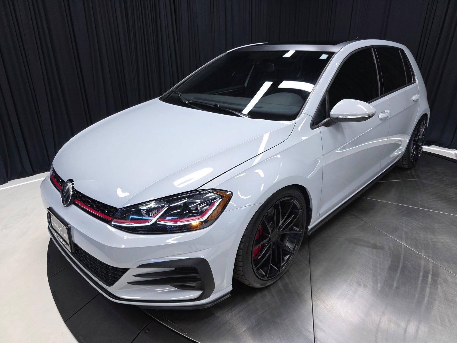 Used 2018 Volkswagen GTI SE w/ SE Leather Package FWD image 42