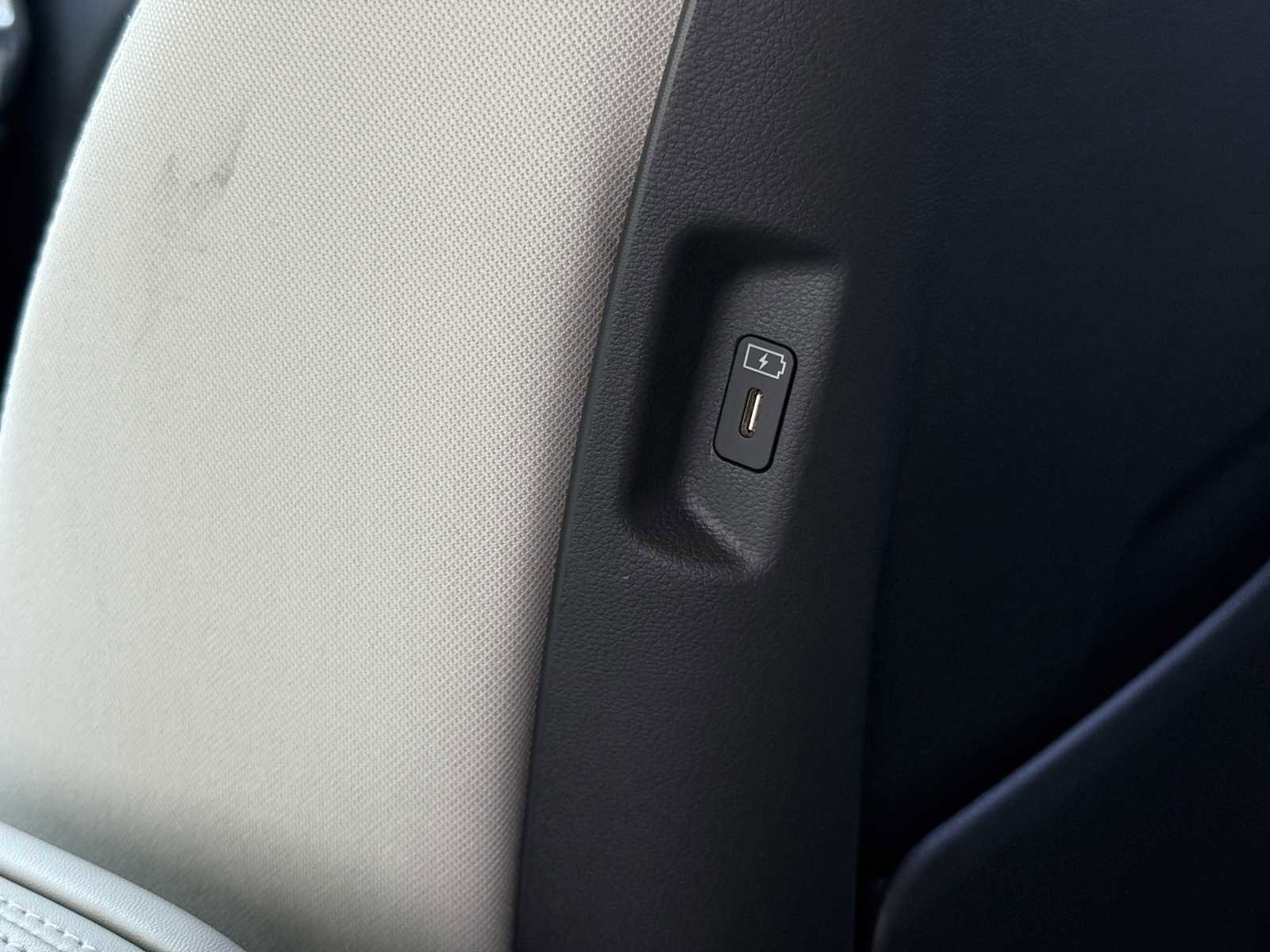 New 2026 Hyundai Santa Fe SE image 24