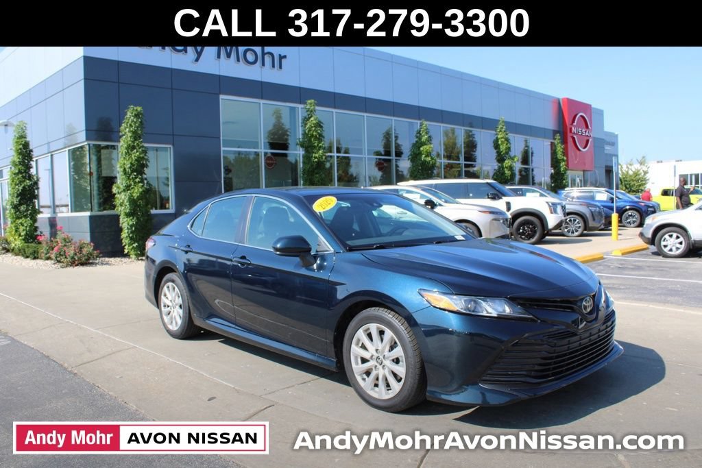 Used 2020 Toyota Camry LE FWD image 1
