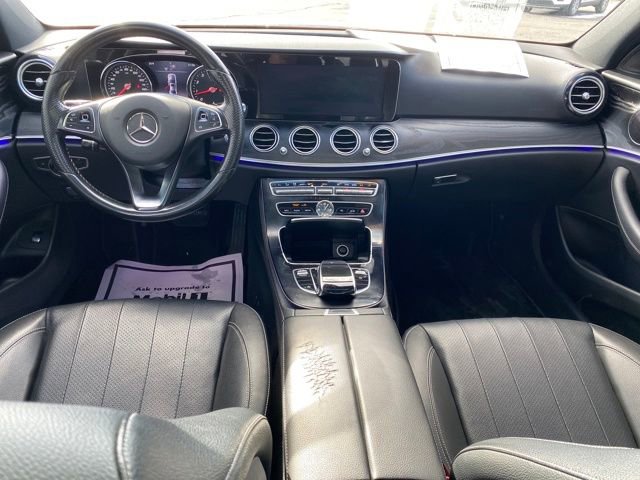 Used 2017 Mercedes-Benz E 300 4MATIC image 6
