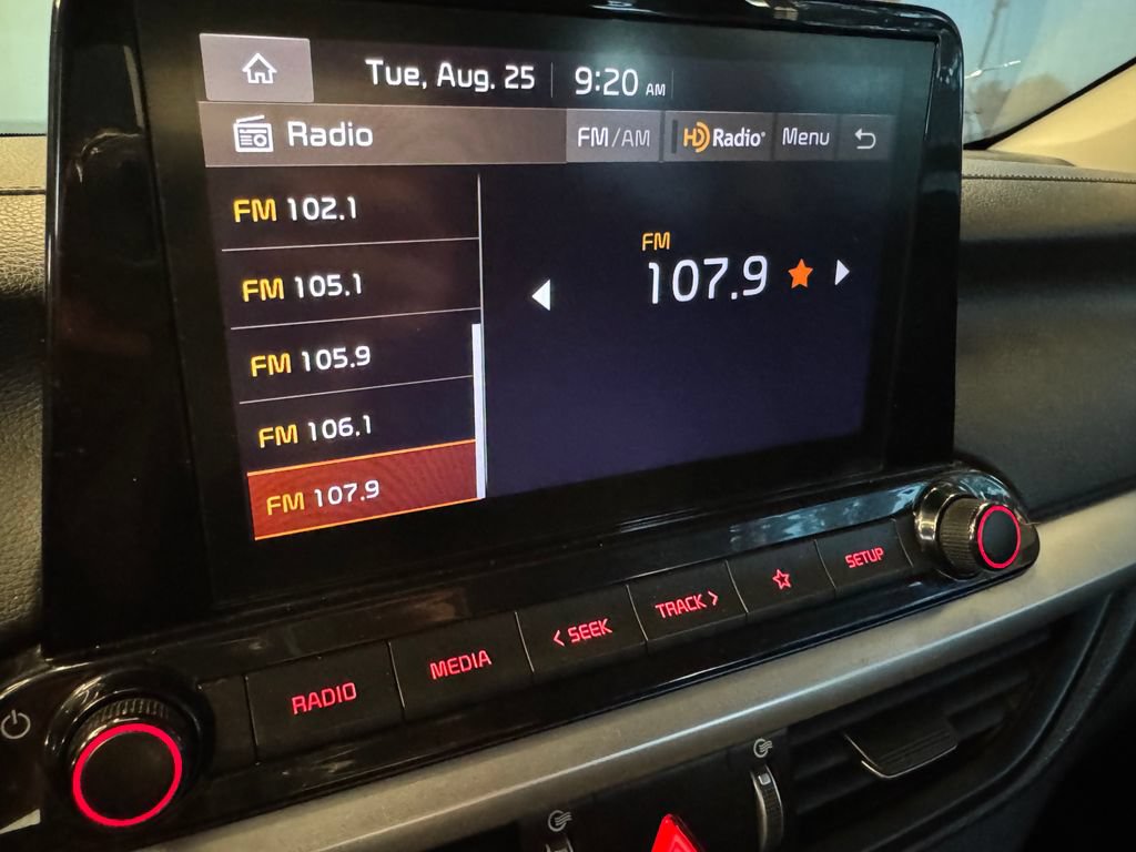 Used 2022 Kia Forte LXS w/ LXS Technology Package FWD image 12