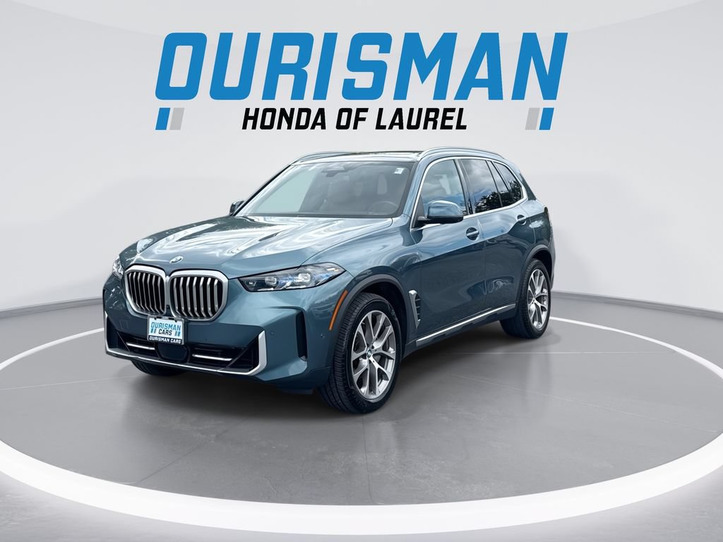 Used 2024 BMW X5 xDrive40i w/ Premium Package AWD/4WD image 4