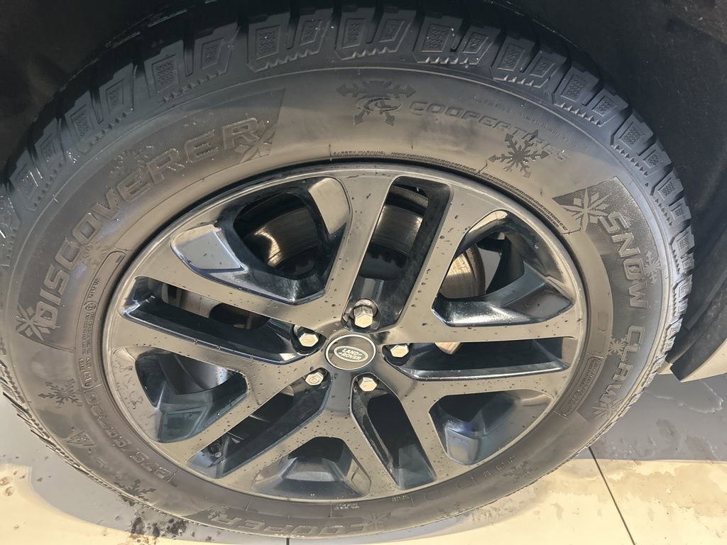 Used 2020 Land Rover Defender 110 HSE image 21