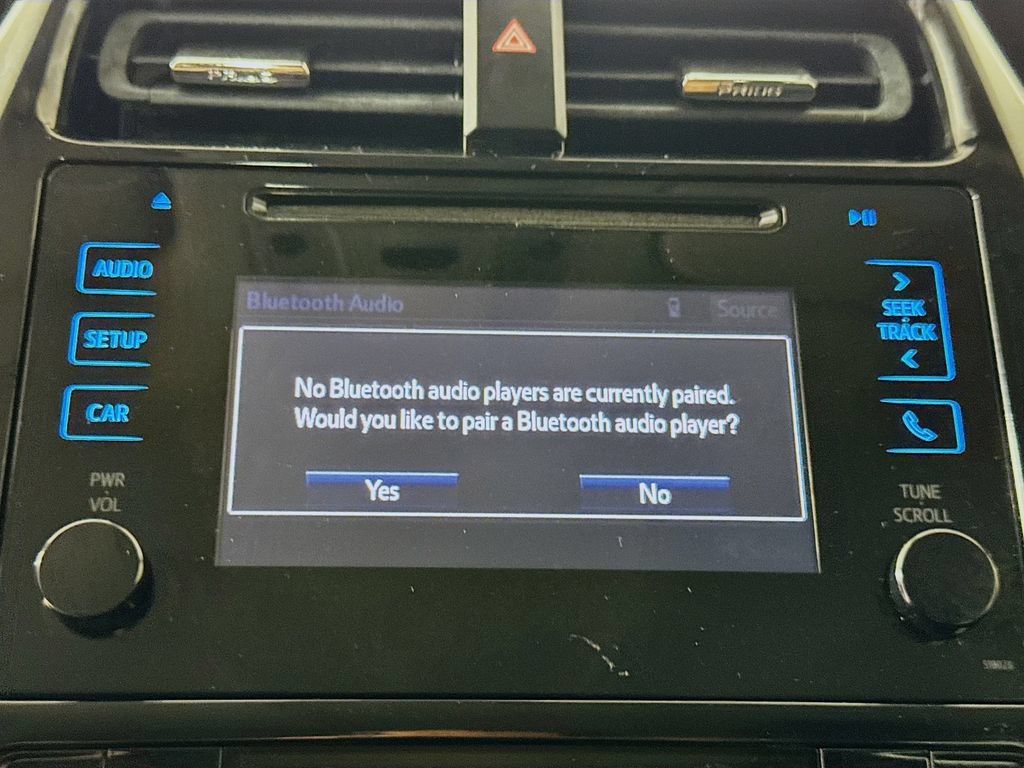 Used 2017 Toyota Prius Two w/ Prius Two Safety Plus Package FWD image 17
