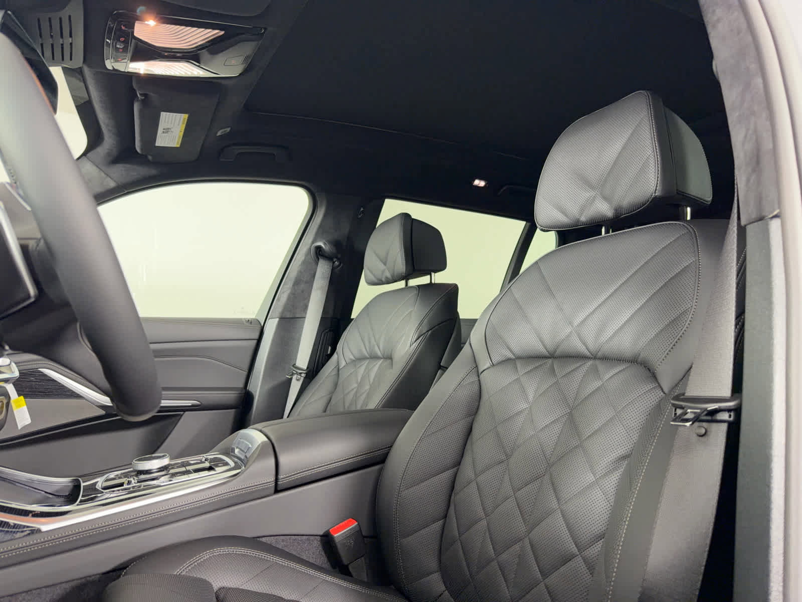 New 2026 BMW X7 xDrive40i w/ M Sport Package image 10