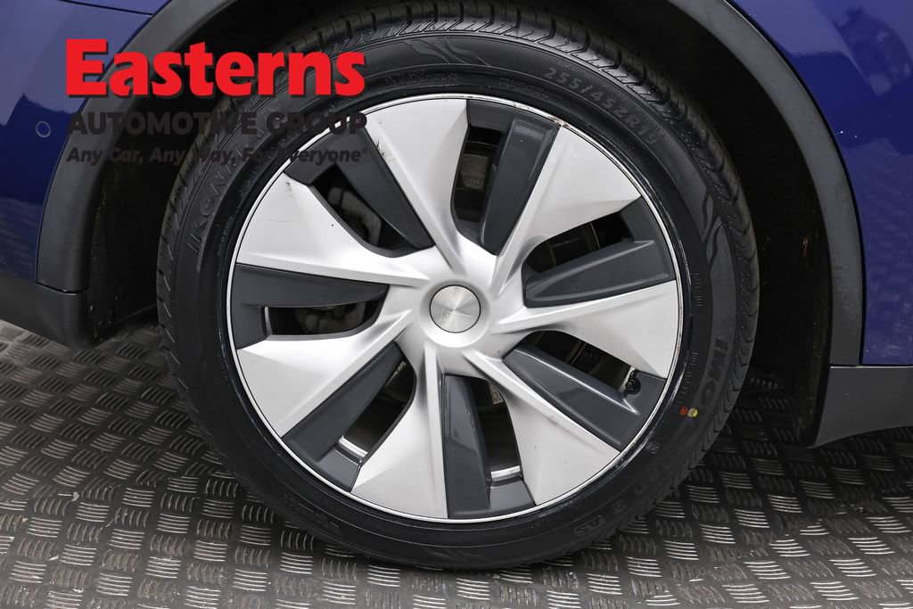 Used 2021 Tesla Model Y Long Range image 25