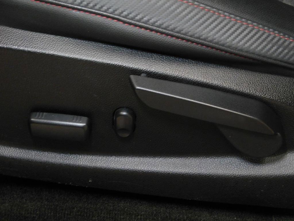 Used 2016 GMC Canyon SLE w/ All Terrain Package image 36