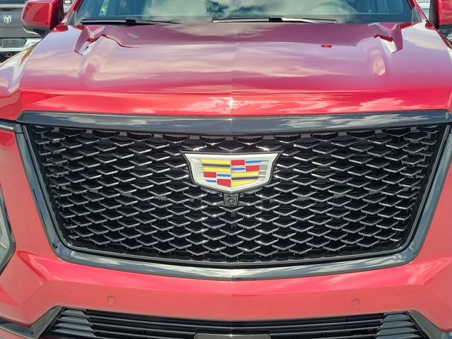 New 2026 Cadillac Escalade Sport w/ Touring Package AWD/4WD image 9