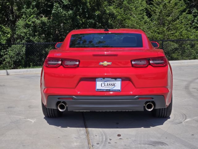 Used 2023 Chevrolet Camaro LT RWD image 7