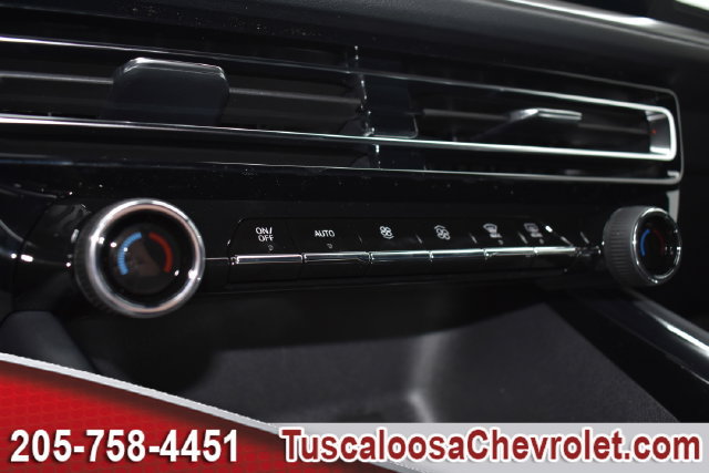 New 2027 Chevrolet Traverse LT FWD image 32