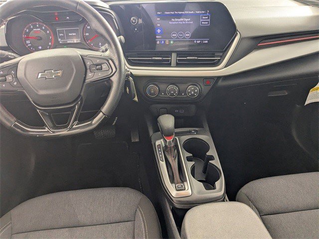 Certified 2024 Chevrolet Trax RS image 25