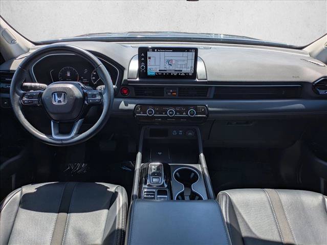 Used 2024 Honda Pilot Touring image 19