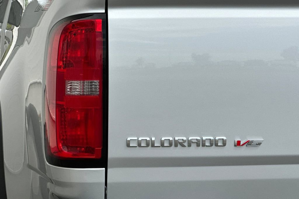 Used 2020 Chevrolet Colorado ZR2 AWD/4WD image 24