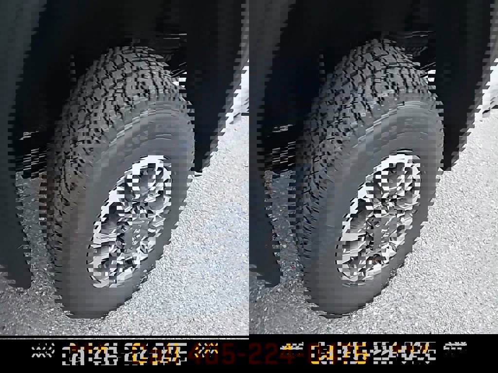 New 2026 GMC Sierra 2500 SLT w/ SLT Convenience Package image 13