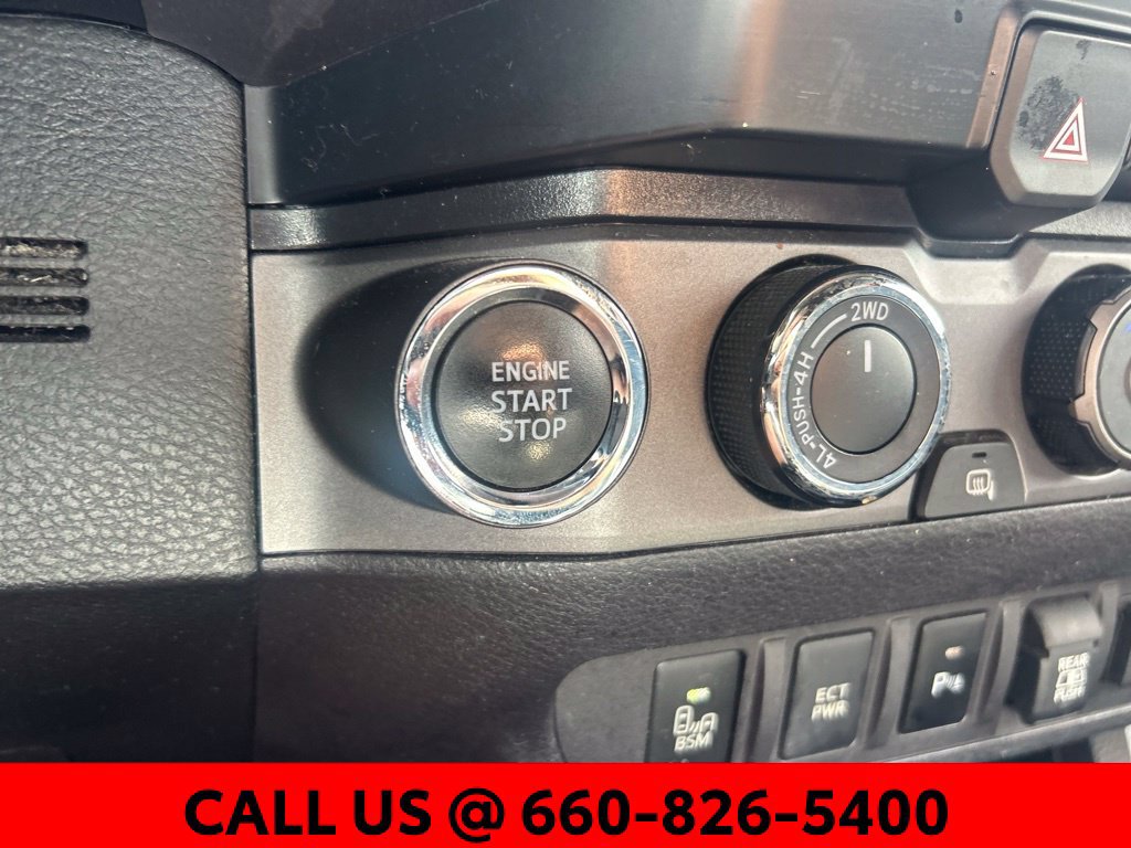 Used 2021 Toyota Tacoma TRD Sport w/ Technology Package AWD/4WD image 15