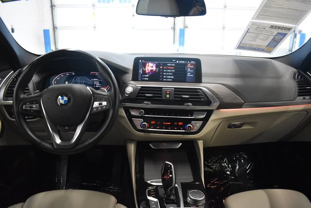 Used 2021 BMW X4 xDrive30i w/ Premium Package AWD/4WD image 5