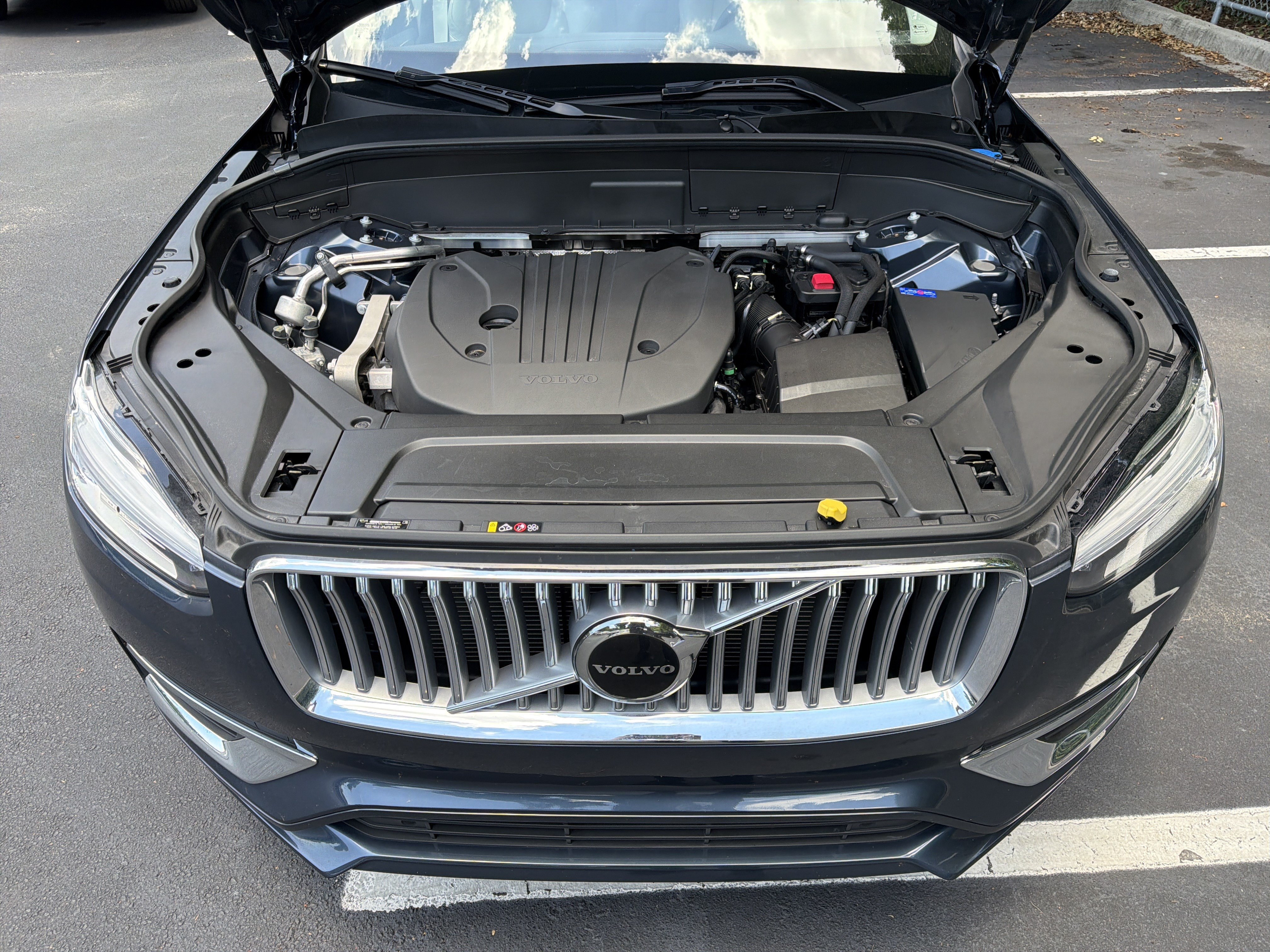 Certified 2024 Volvo XC90 B5 Core w/ Protection Package AWD/4WD image 36