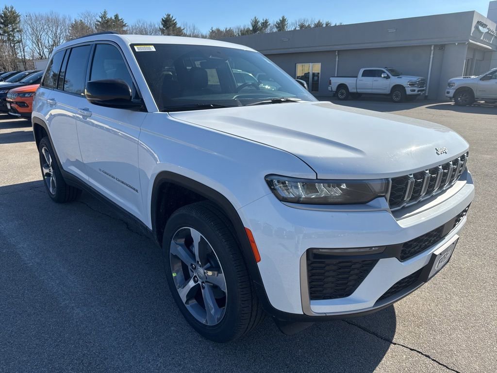 New 2026 Jeep Grand Cherokee Limited AWD/4WD image 7