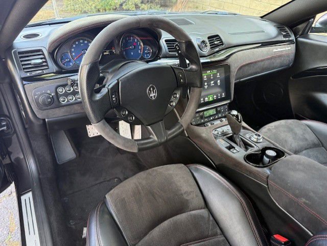 Used 2018 Maserati GranTurismo Sport RWD image 29