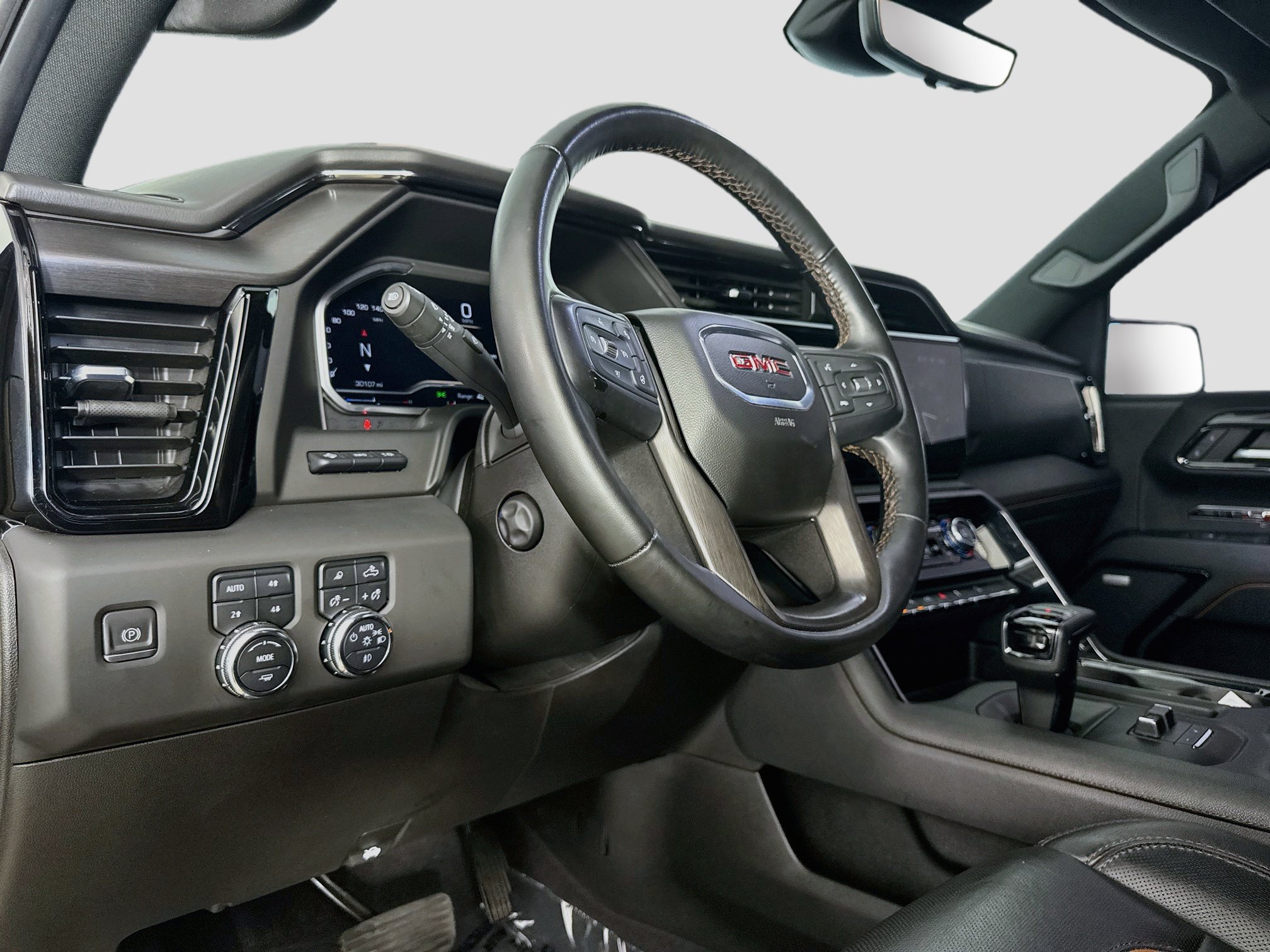 Used 2023 GMC Sierra 1500 AT4 w/ Technology Package AWD/4WD image 11