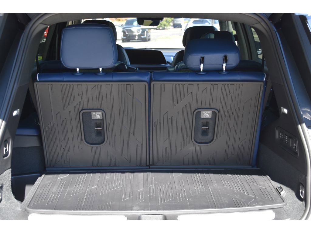 New 2026 Cadillac Vistiq Premium Luxury image 24