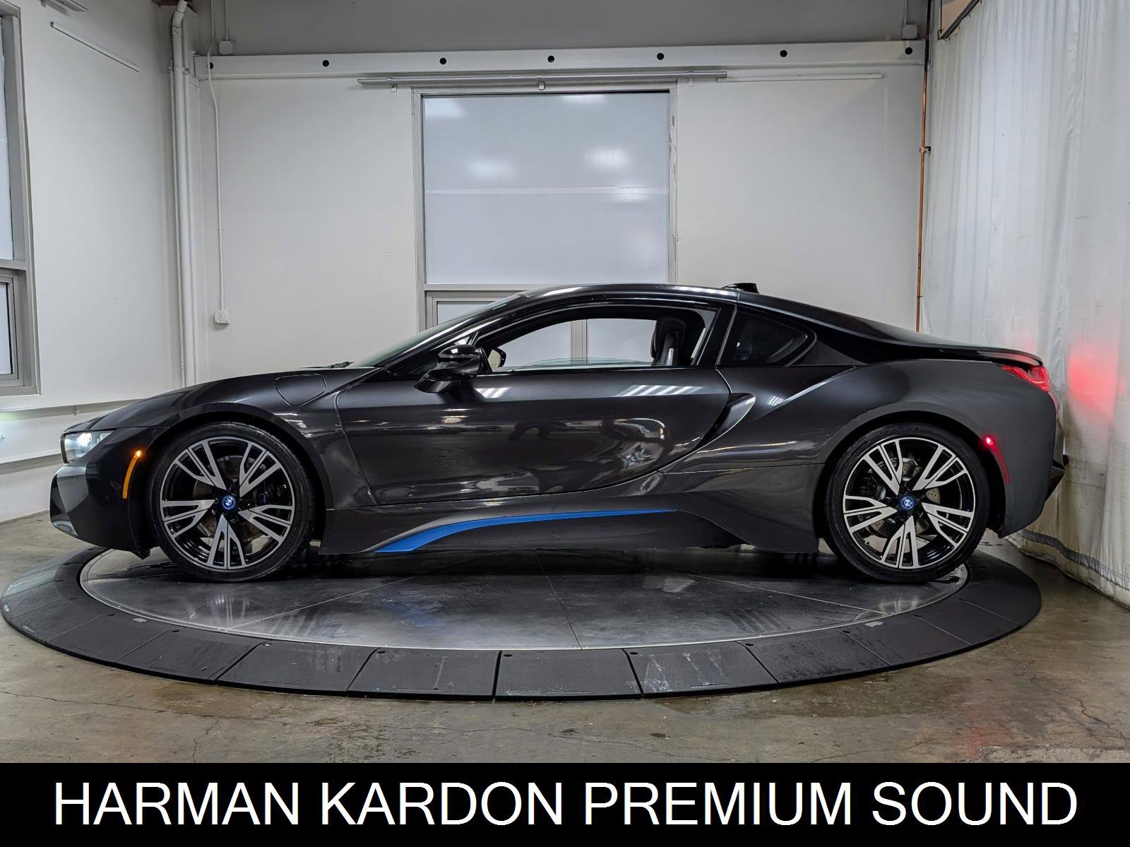 Used 2016 BMW i8 image 5