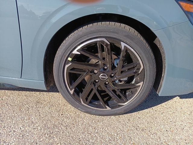 New 2026 Nissan Sentra SR w/ SR Premium Package image 40