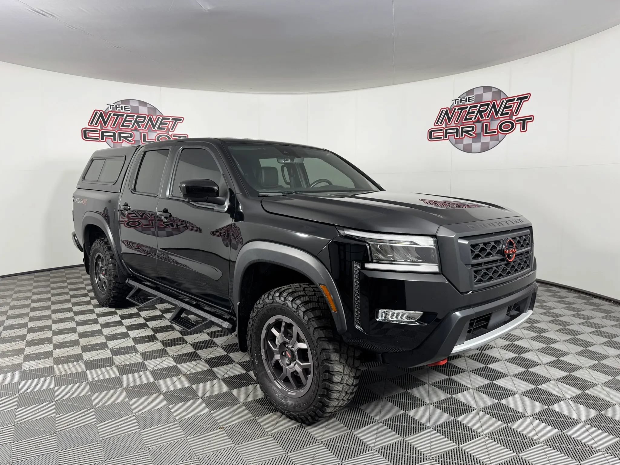 Used 2024 Nissan Frontier PRO-4X w/ Pro Premium Package AWD/4WD image 9