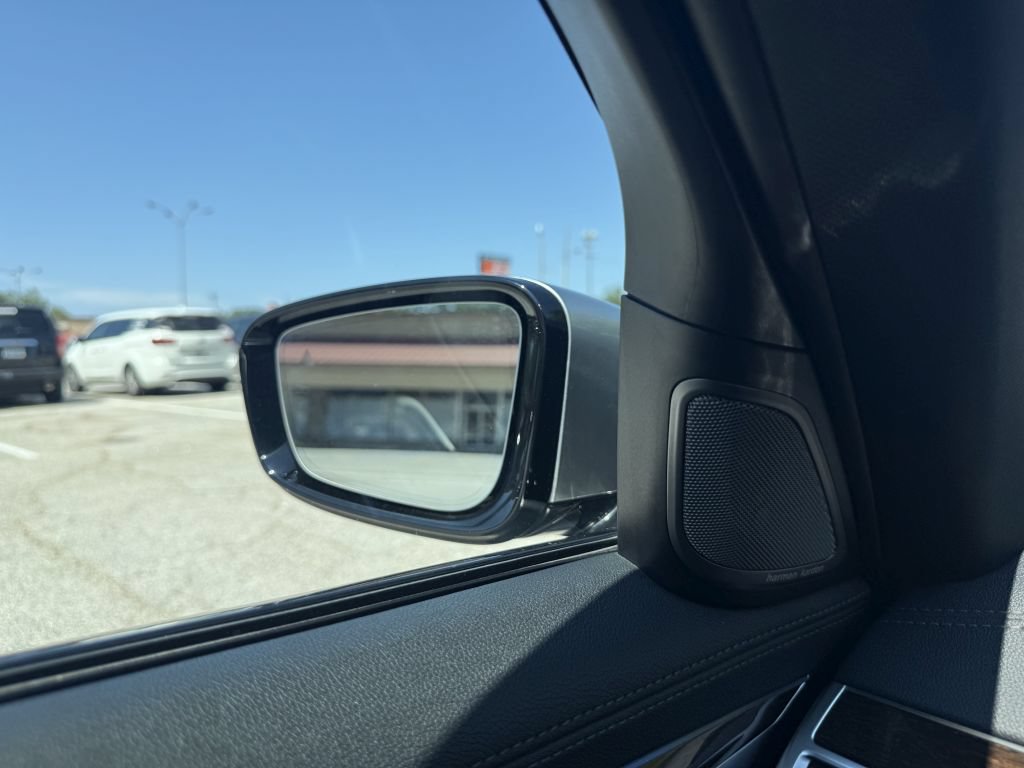Used 2020 BMW 740i xDrive w/ M Sport Package AWD/4WD image 40