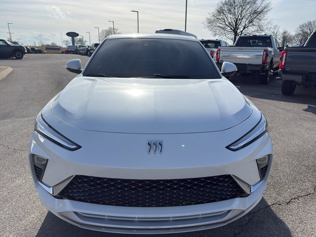 Used 2025 Buick Envista Avenir FWD image 2