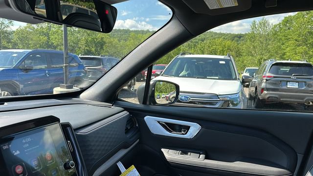 New 2025 Subaru Forester Limited image 18