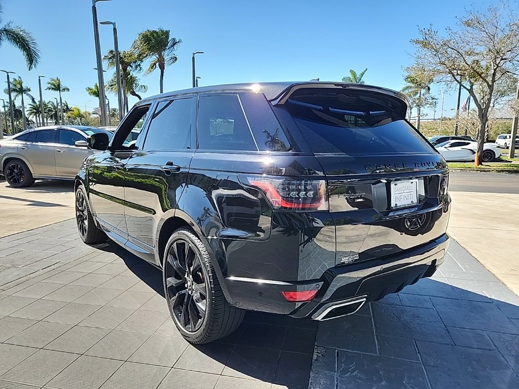 Used 2022 Land Rover Range Rover Sport HST image 12
