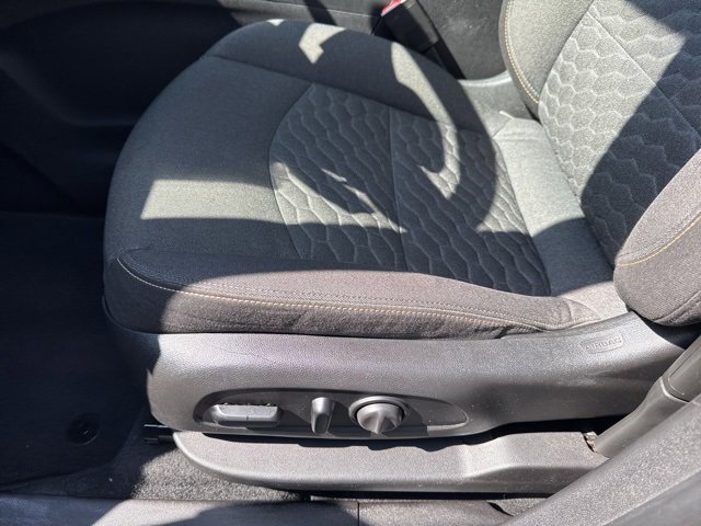 Used 2018 Chevrolet Equinox LT image 12