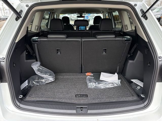 New 2026 Volkswagen Atlas SE FWD image 24